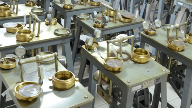 Сертификация в РФ. Как оформить упрощенную сертификацию в РФ фото