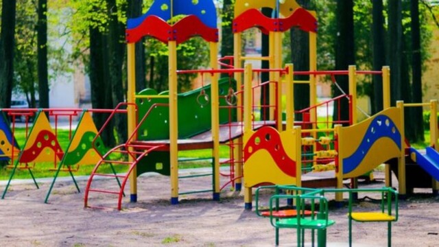 Россия и Беларусь разработали ГОСТы для безопасности детских площадок в рамках ТР ТС 042 фото